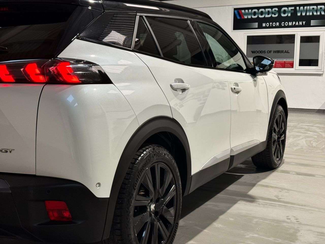 2021 PEUGEOT E-2008 2021 PEUGEOT E-2008