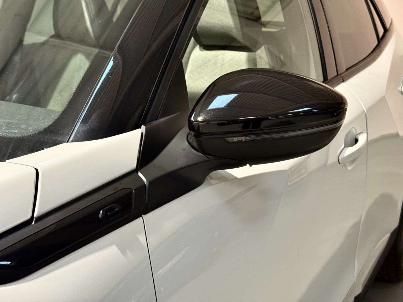 2021 PEUGEOT E-2008 2021 PEUGEOT E-2008