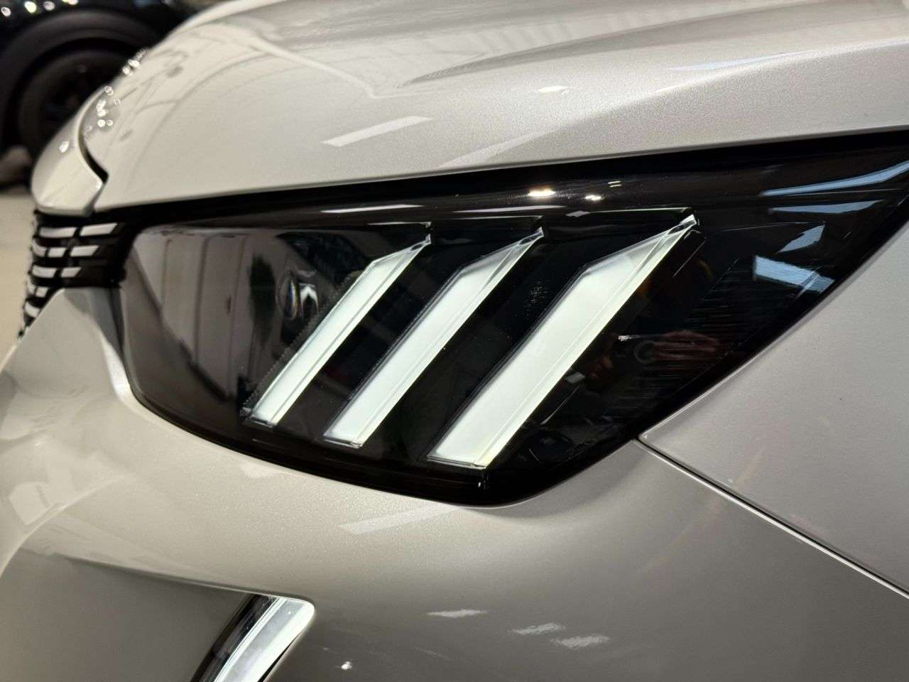 2021 PEUGEOT E-2008 2021 PEUGEOT E-2008