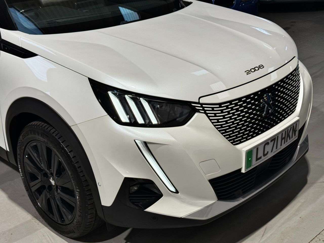 2021 PEUGEOT E-2008 2021 PEUGEOT E-2008