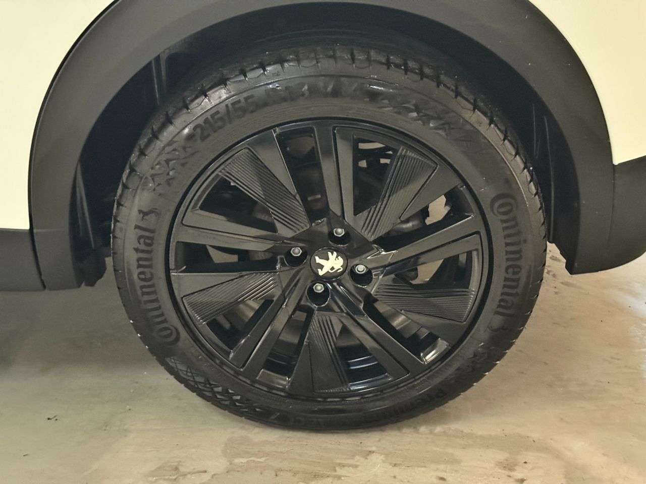 2021 PEUGEOT E-2008 2021 PEUGEOT E-2008