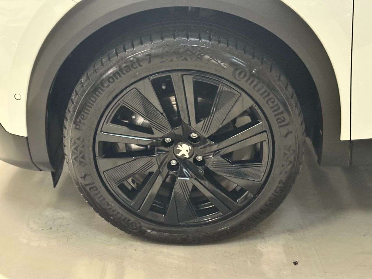 2021 PEUGEOT E-2008 2021 PEUGEOT E-2008