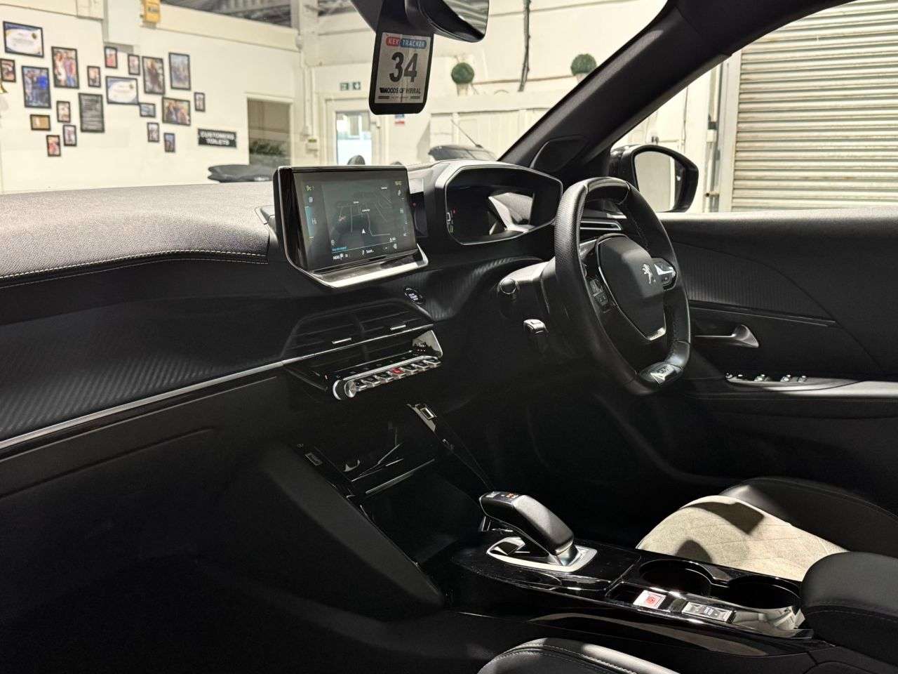 2021 PEUGEOT E-2008 2021 PEUGEOT E-2008