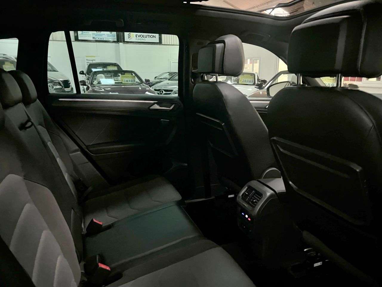 2020 VOLKSWAGEN TIGUAN 2020 VOLKSWAGEN TIGUAN