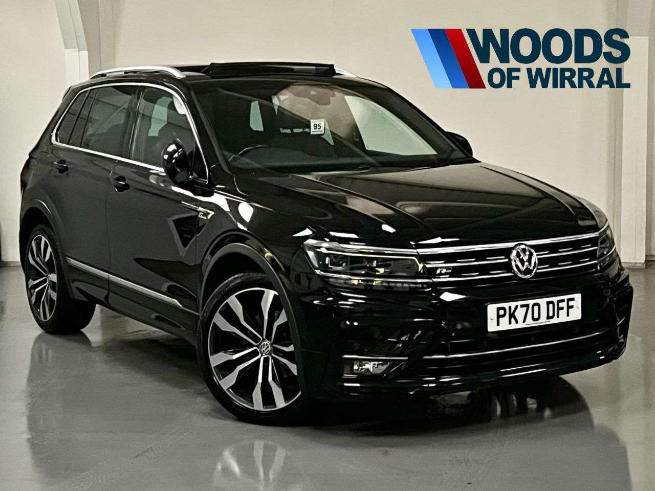 A 2020 VOLKSWAGEN TIGUAN 2.0 TDI R-Line Tech SUV 5dr Diesel DSG Euro 6 (s/s) (150 ps) A 2020 VOLKSWAGEN TIGUAN 2.0 TDI R-Line Tech SUV 5dr Diesel DSG Euro 6 (s/s) (150 ps)