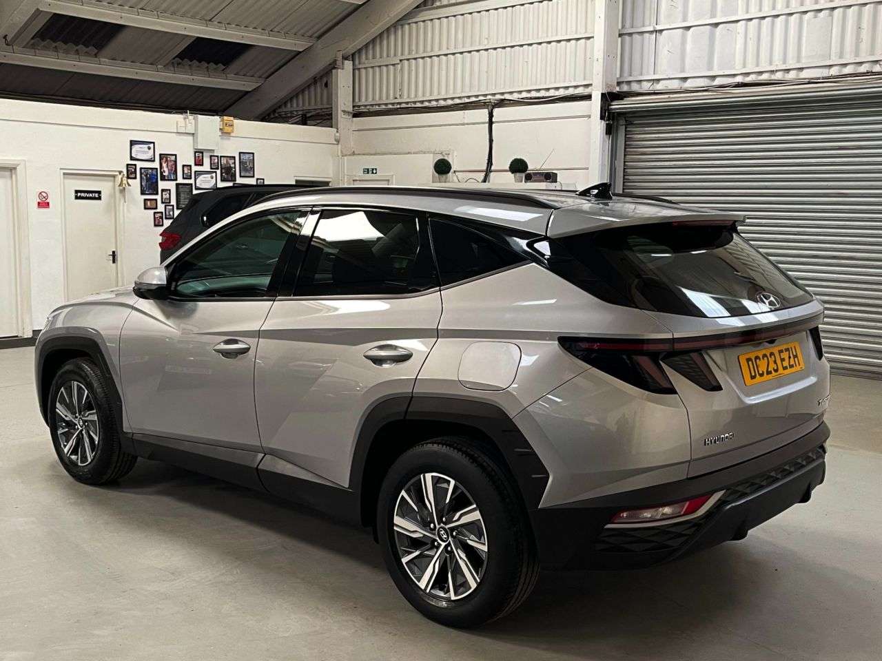 A 2023 HYUNDAI TUCSON 1.6 T-GDi SE Connect SUV 5dr Petrol Manual Euro 6 (s/s) (150 ps) A 2023 HYUNDAI TUCSON 1.6 T-GDi SE Connect SUV 5dr Petrol Manual Euro 6 (s/s) (150 ps)