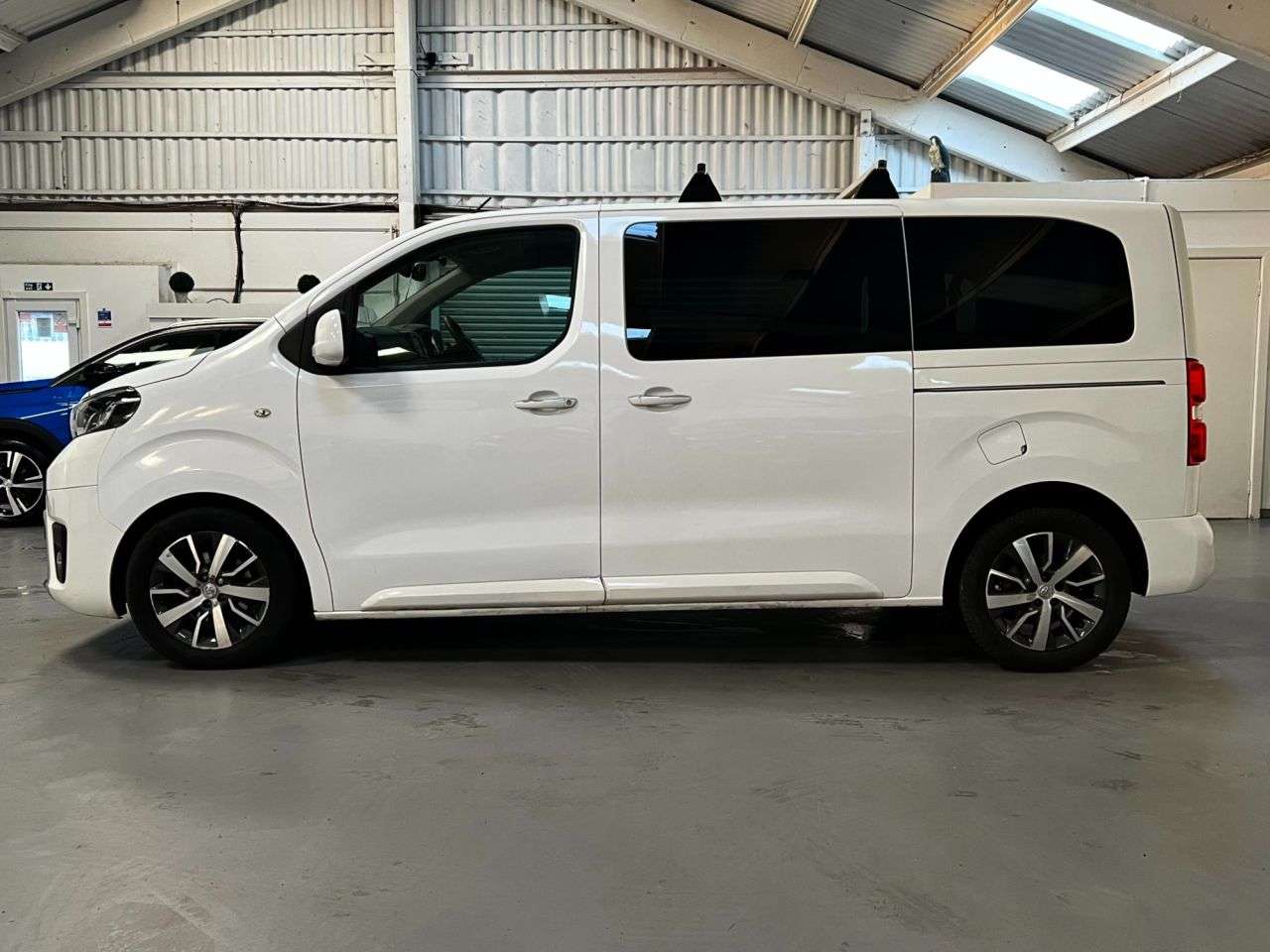 A 2018 TOYOTA PROACE VERSO 2.0D Family Medium MPV 5dr Diesel Auto MWB Euro 6 (s/s) (8 Seat) (180 ps) A 2018 TOYOTA PROACE VERSO 2.0D Family Medium MPV 5dr Diesel Auto MWB Euro 6 (s/s) (8 Seat) (180 ps)