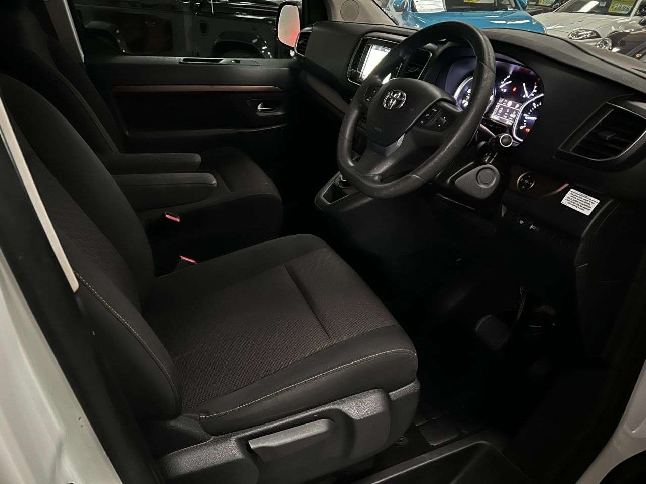 A 2018 TOYOTA PROACE VERSO 2.0D Family Medium MPV 5dr Diesel Auto MWB Euro 6 (s/s) (8 Seat) (180 ps) A 2018 TOYOTA PROACE VERSO 2.0D Family Medium MPV 5dr Diesel Auto MWB Euro 6 (s/s) (8 Seat) (180 ps)