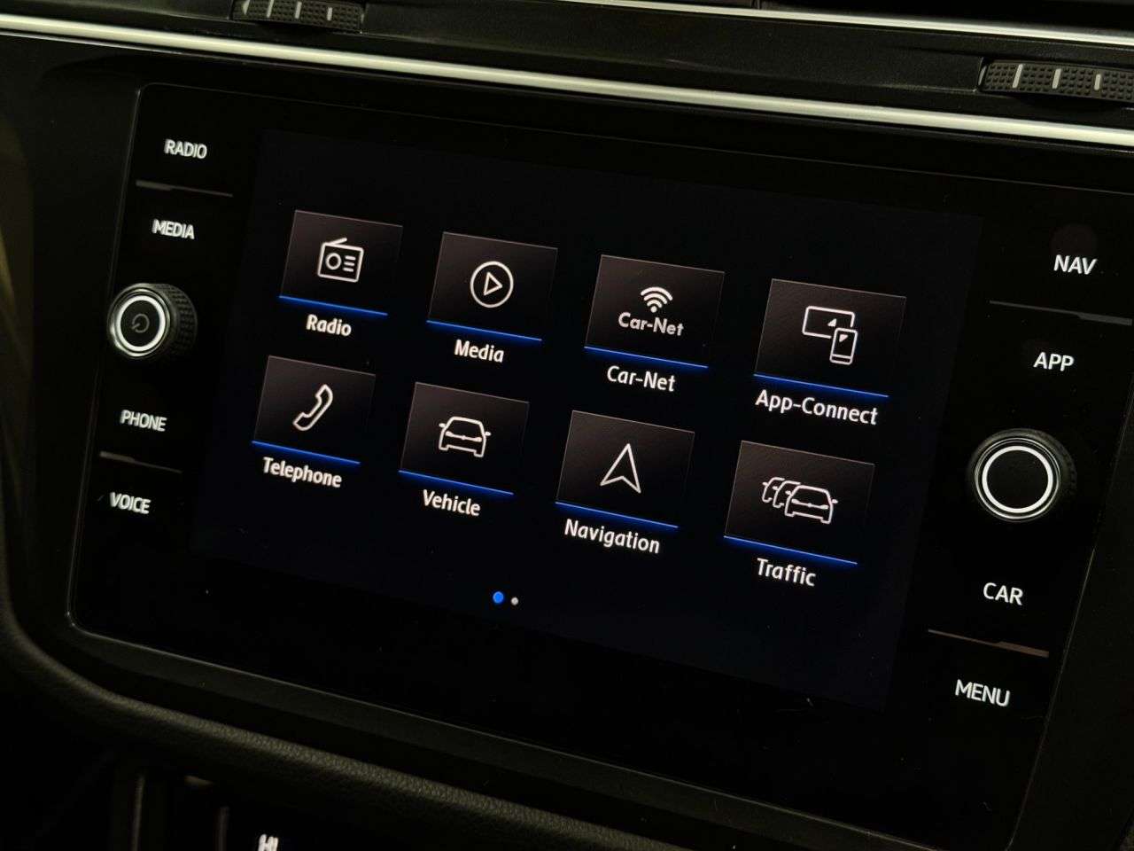 2018 VOLKSWAGEN TIGUAN 2018 VOLKSWAGEN TIGUAN