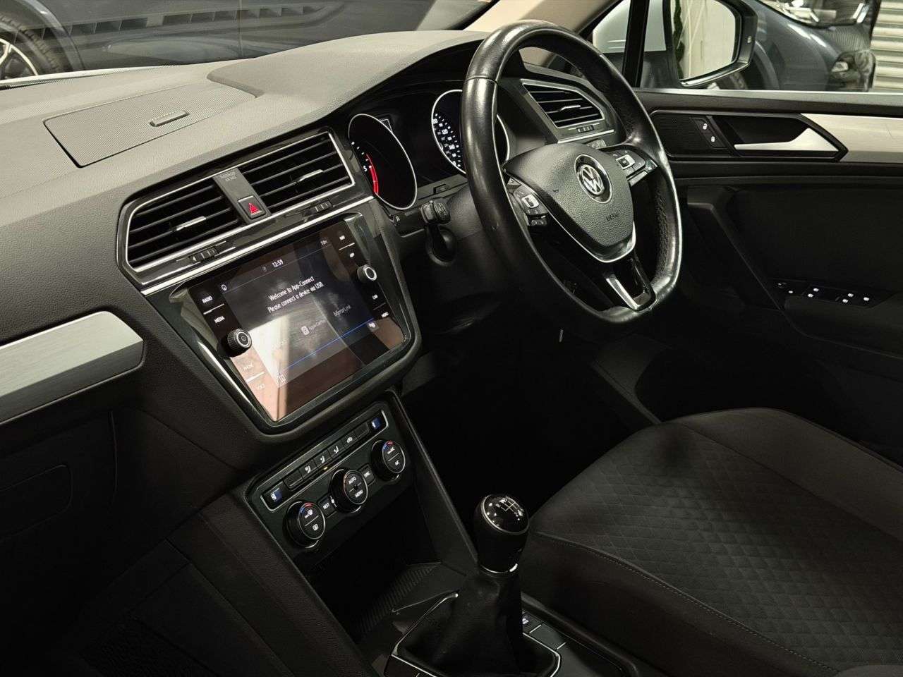 2018 VOLKSWAGEN TIGUAN 2018 VOLKSWAGEN TIGUAN