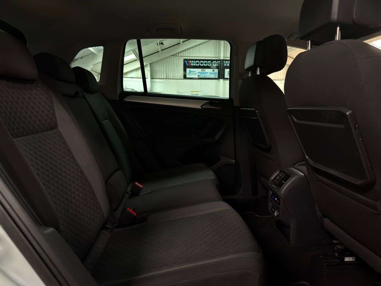 2018 VOLKSWAGEN TIGUAN 2018 VOLKSWAGEN TIGUAN