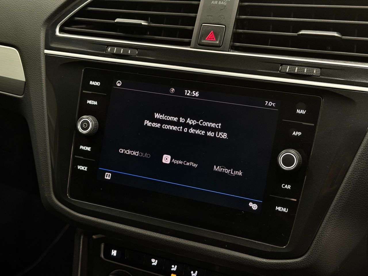 2018 VOLKSWAGEN TIGUAN 2018 VOLKSWAGEN TIGUAN