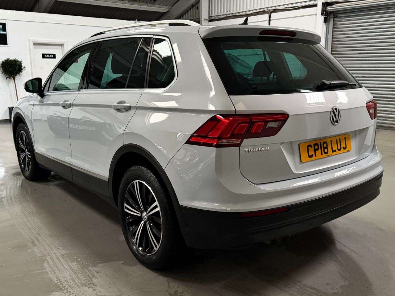 2018 VOLKSWAGEN TIGUAN 2018 VOLKSWAGEN TIGUAN