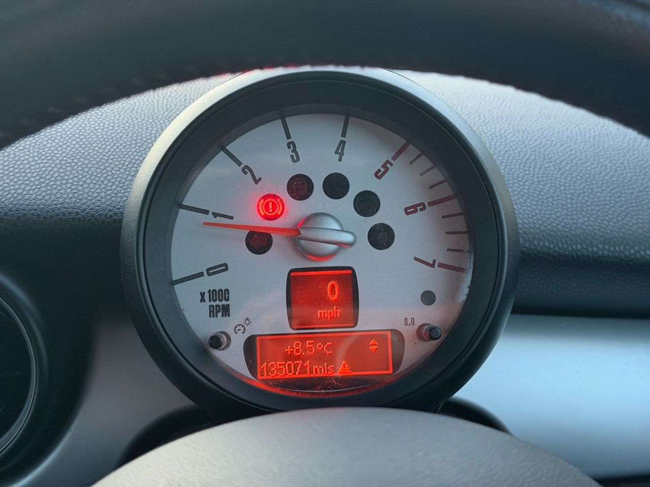 2012 MINI CLUBMAN 2012 MINI CLUBMAN