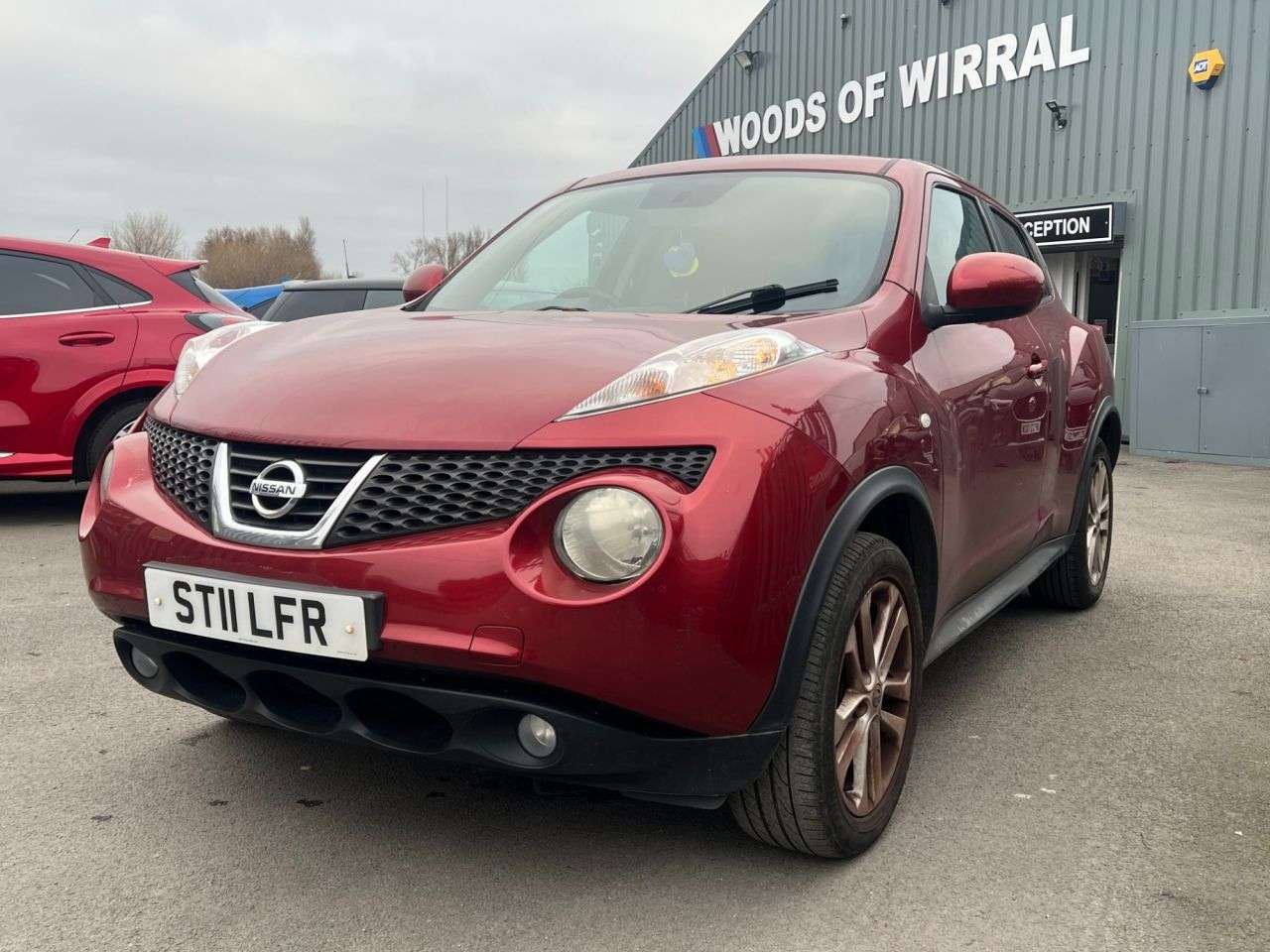 A 2011 NISSAN JUKE 1.6 Acenta Premium SUV 5dr Petrol Manual Euro 5 (117 ps) A 2011 NISSAN JUKE 1.6 Acenta Premium SUV 5dr Petrol Manual Euro 5 (117 ps)