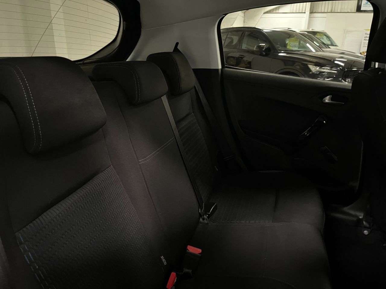 2012 PEUGEOT 208 2012 PEUGEOT 208