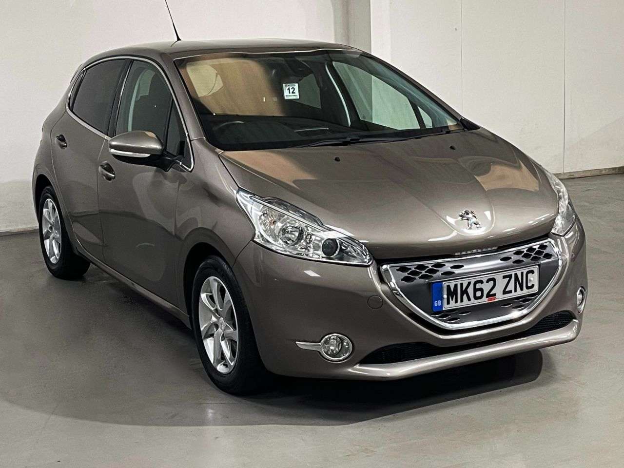 2012 PEUGEOT 208 2012 PEUGEOT 208