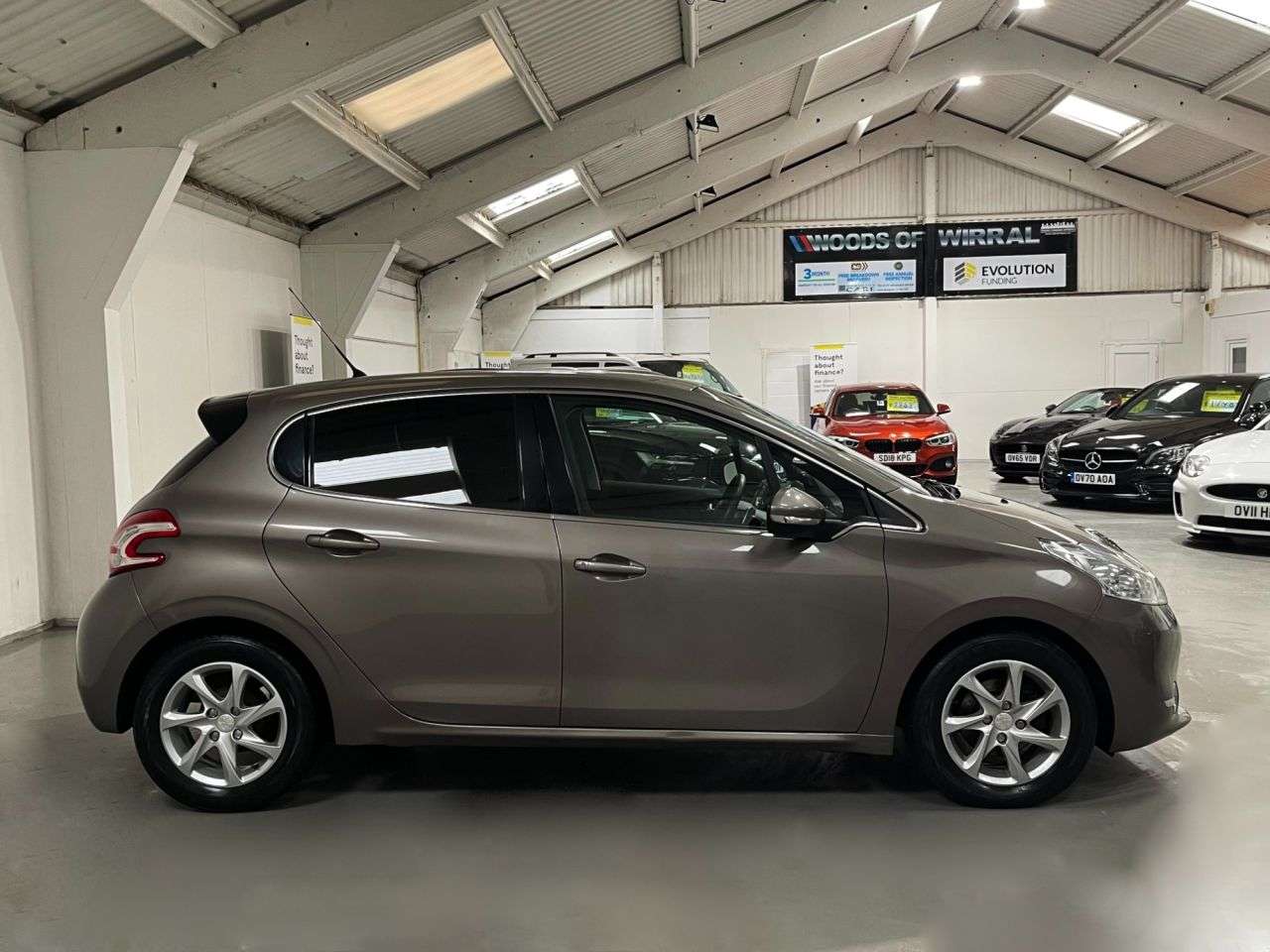 2012 PEUGEOT 208 2012 PEUGEOT 208