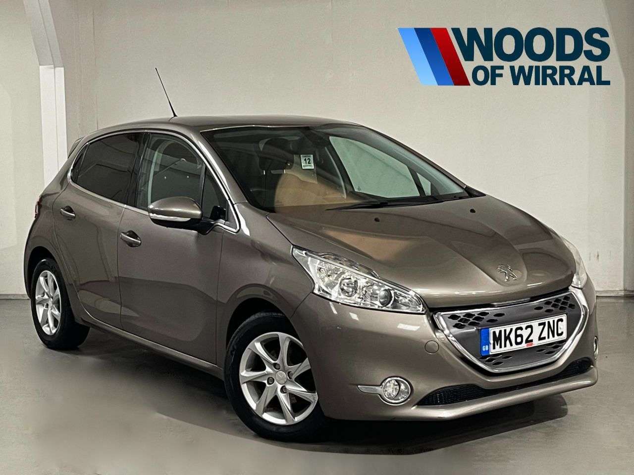 A 2012 PEUGEOT 208 1.4 e-HDi Allure Hatchback 5dr Diesel EGC Euro 5 (s/s) (70 ps) A 2012 PEUGEOT 208 1.4 e-HDi Allure Hatchback 5dr Diesel EGC Euro 5 (s/s) (70 ps)