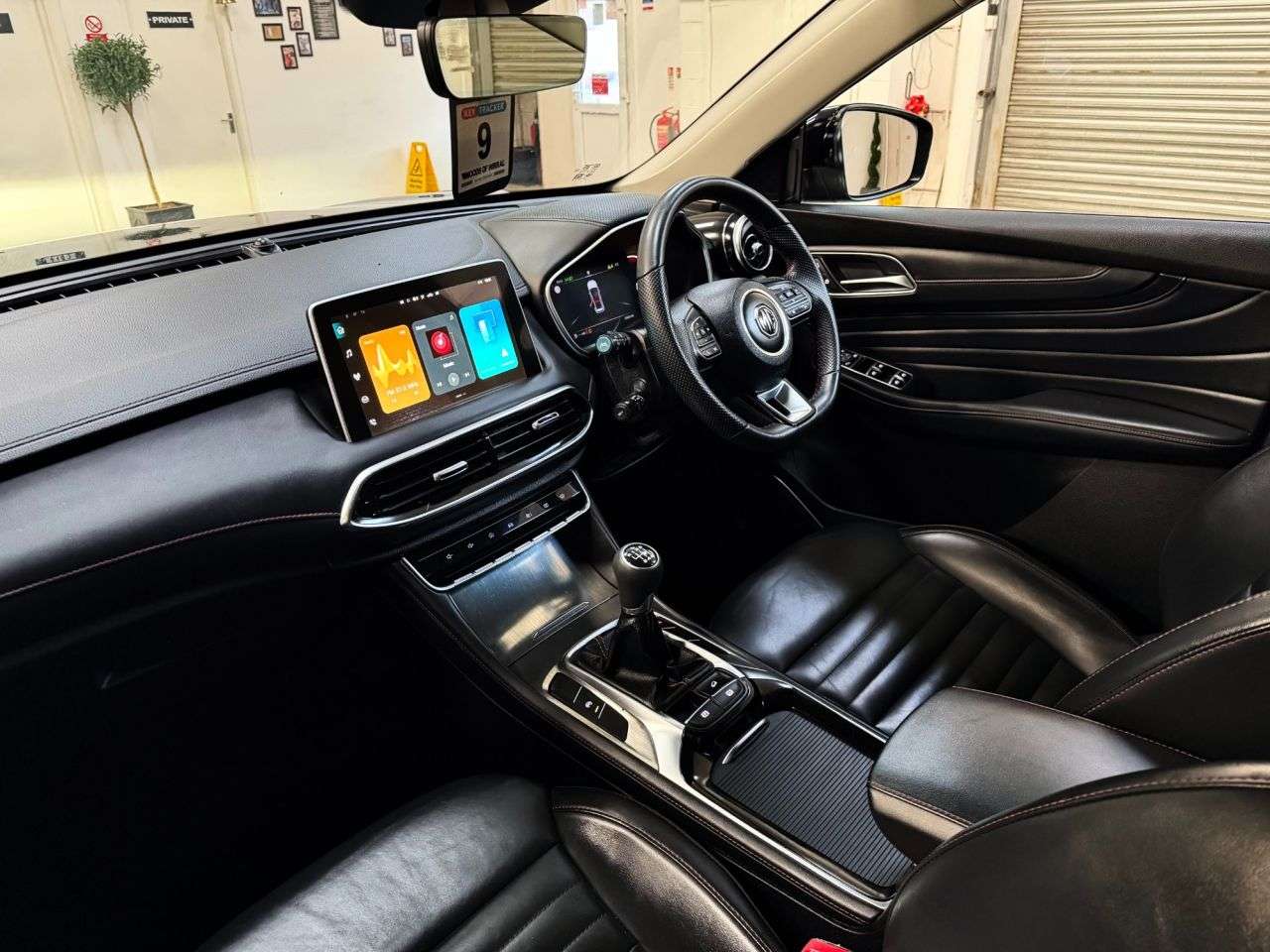 2024 MG MG HS 2024 MG MG HS