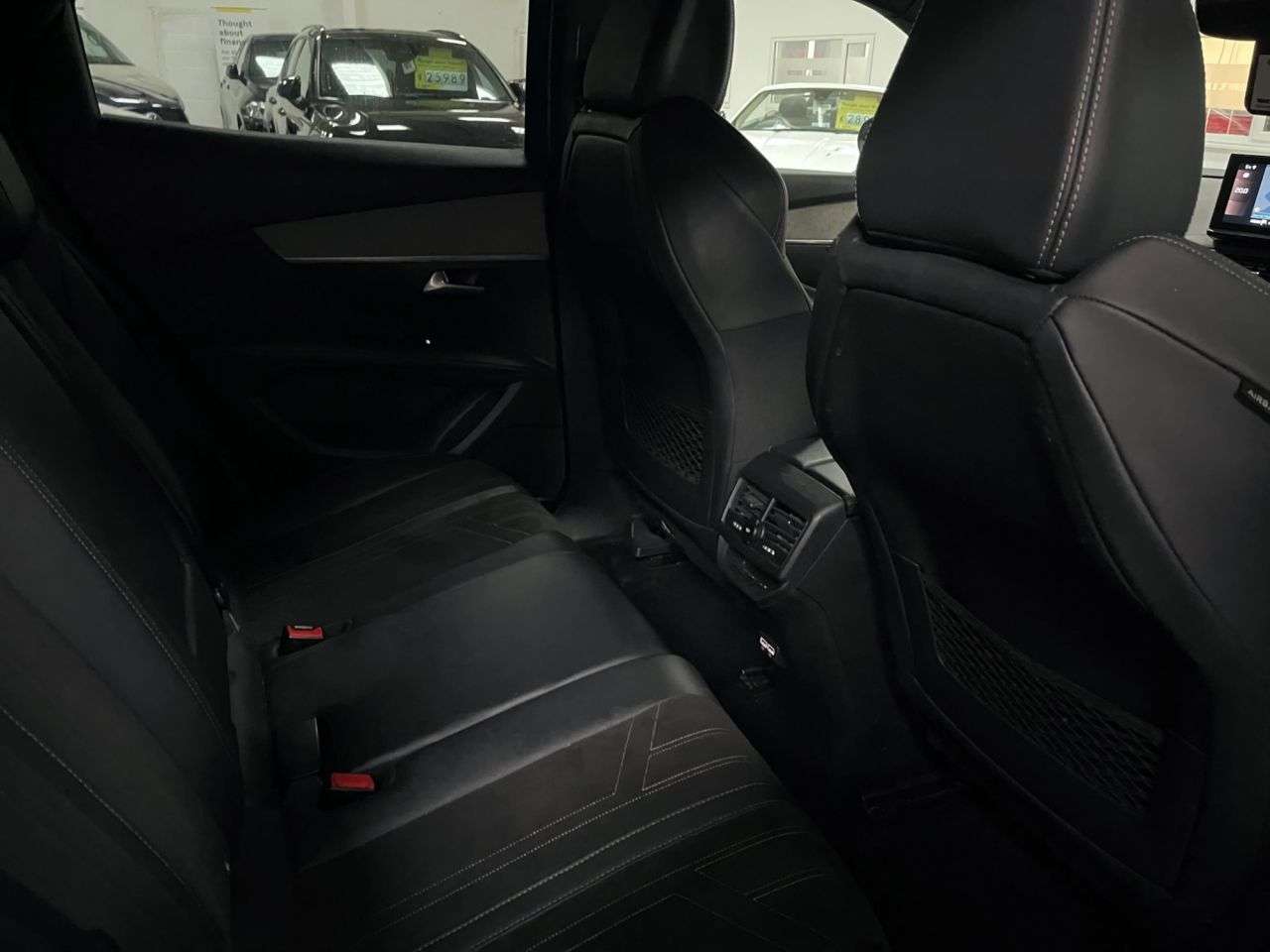 2020 PEUGEOT 3008 2020 PEUGEOT 3008