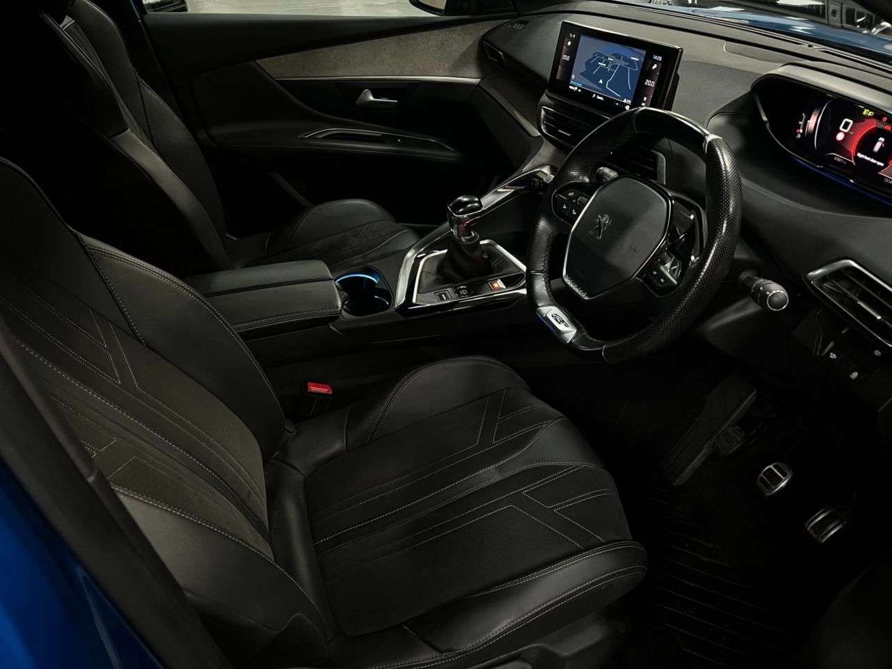 2020 PEUGEOT 3008 2020 PEUGEOT 3008