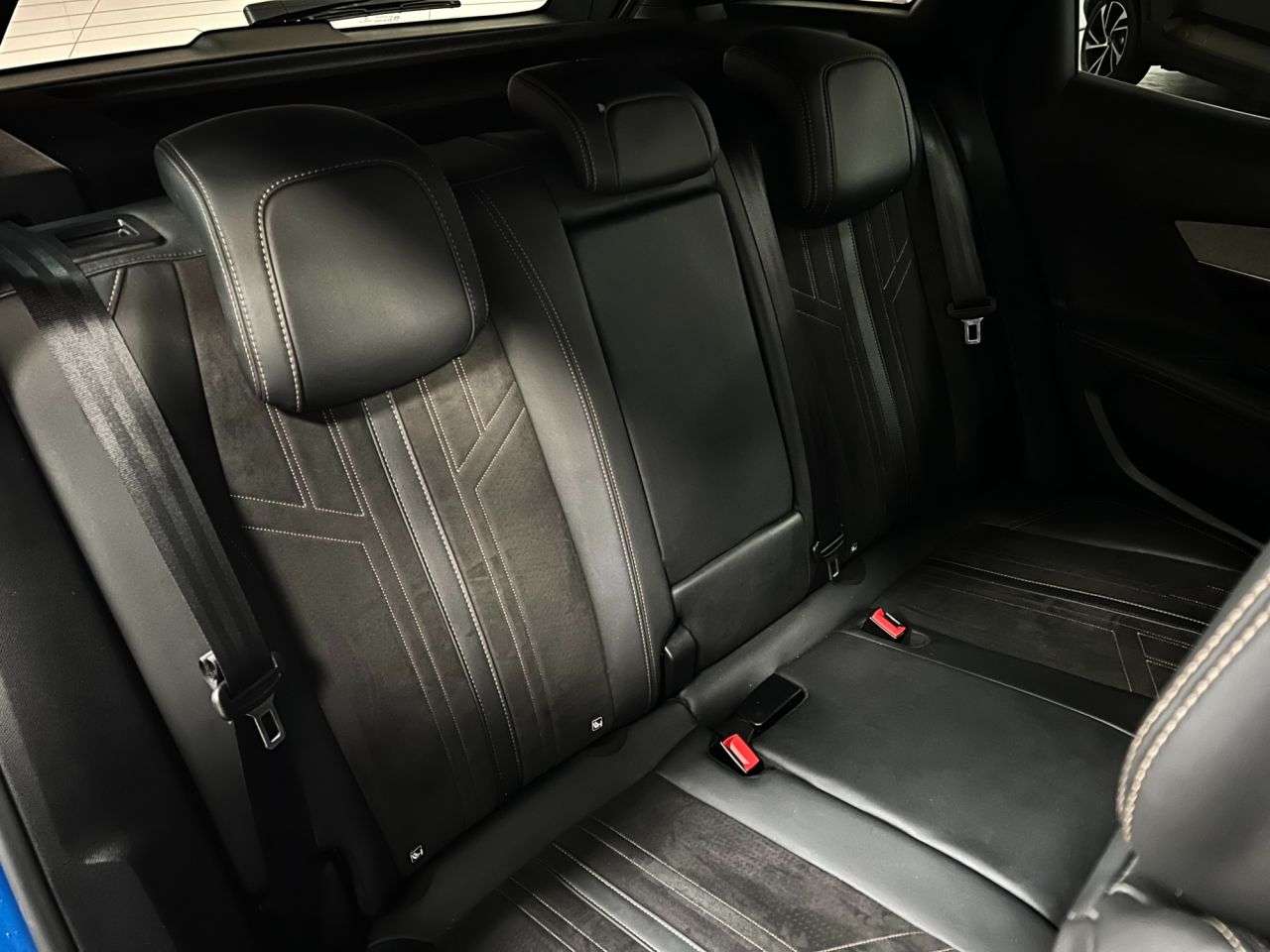 2020 PEUGEOT 3008 2020 PEUGEOT 3008