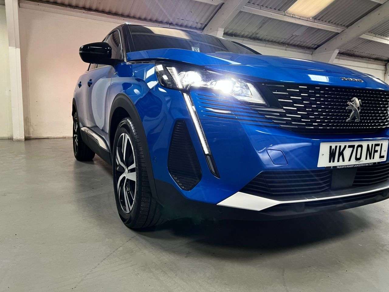 2020 PEUGEOT 3008 2020 PEUGEOT 3008