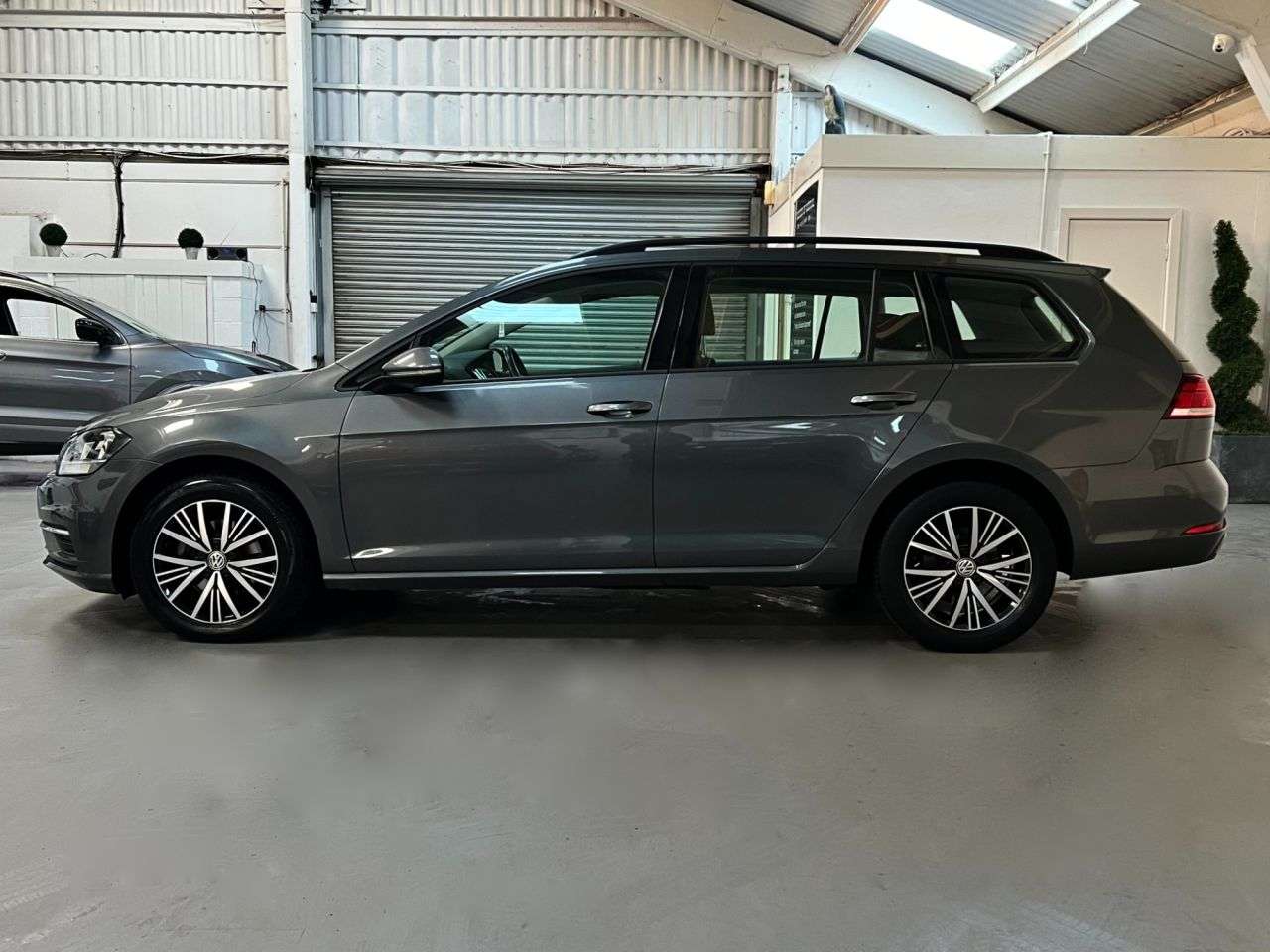2018 VOLKSWAGEN GOLF 2018 VOLKSWAGEN GOLF