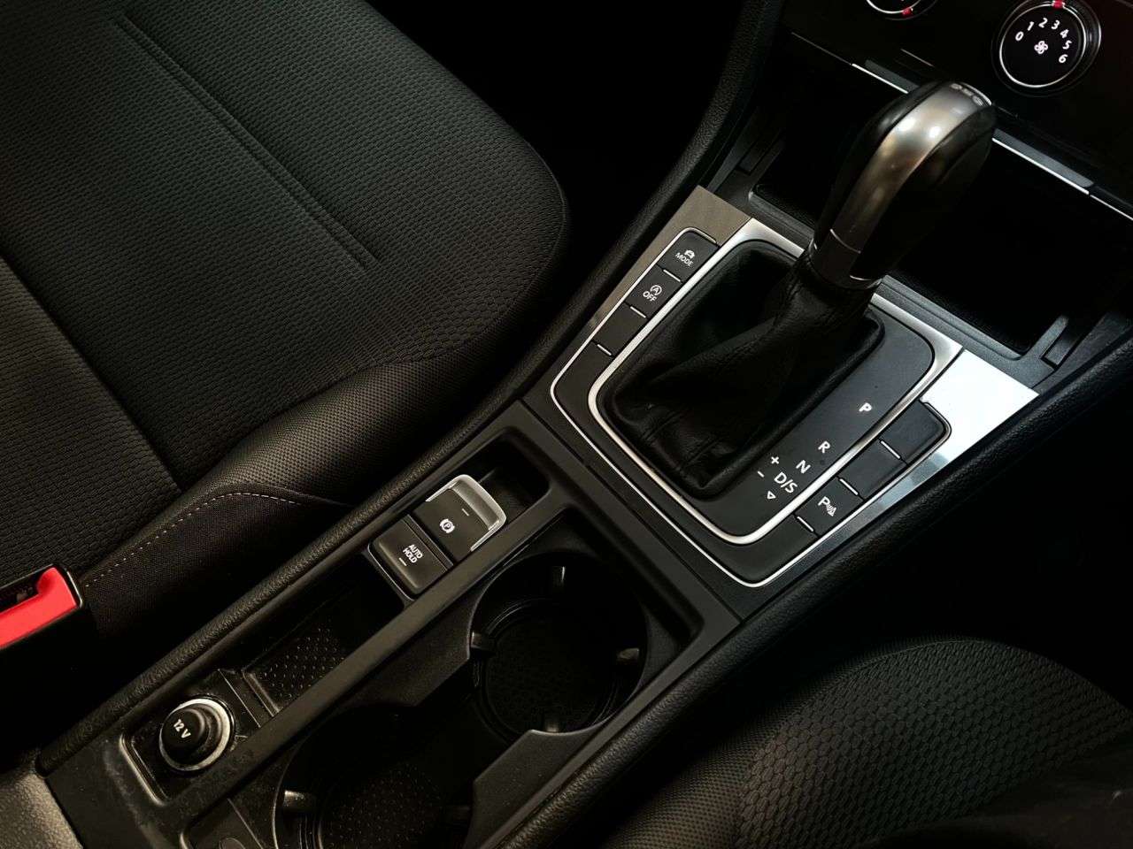 2018 VOLKSWAGEN GOLF 2018 VOLKSWAGEN GOLF