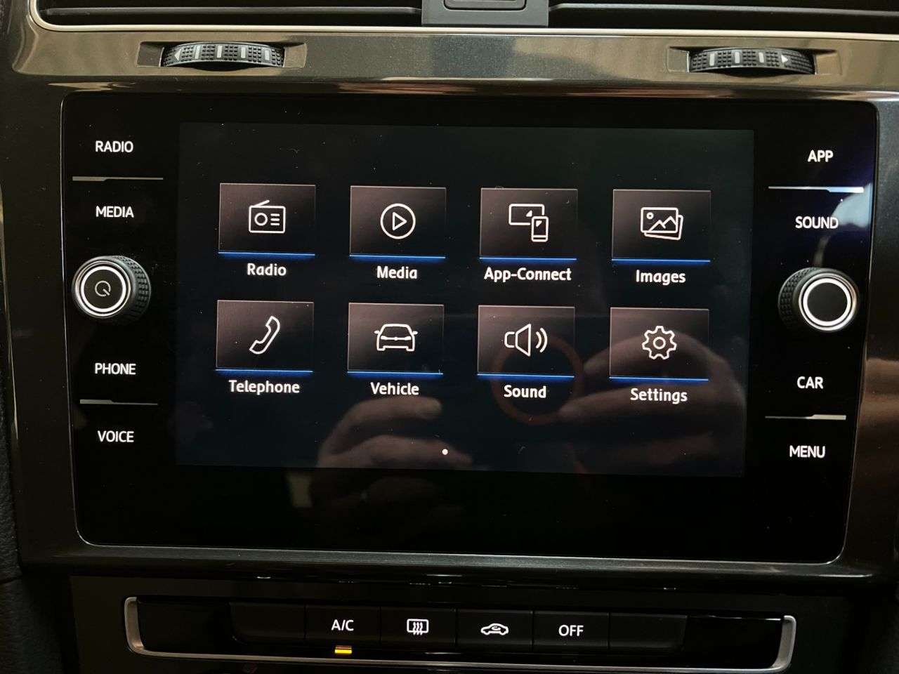 2018 VOLKSWAGEN GOLF 2018 VOLKSWAGEN GOLF