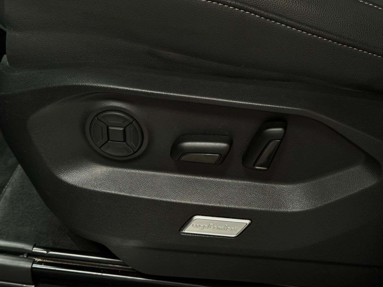 2020 VOLKSWAGEN TOUAREG 2020 VOLKSWAGEN TOUAREG