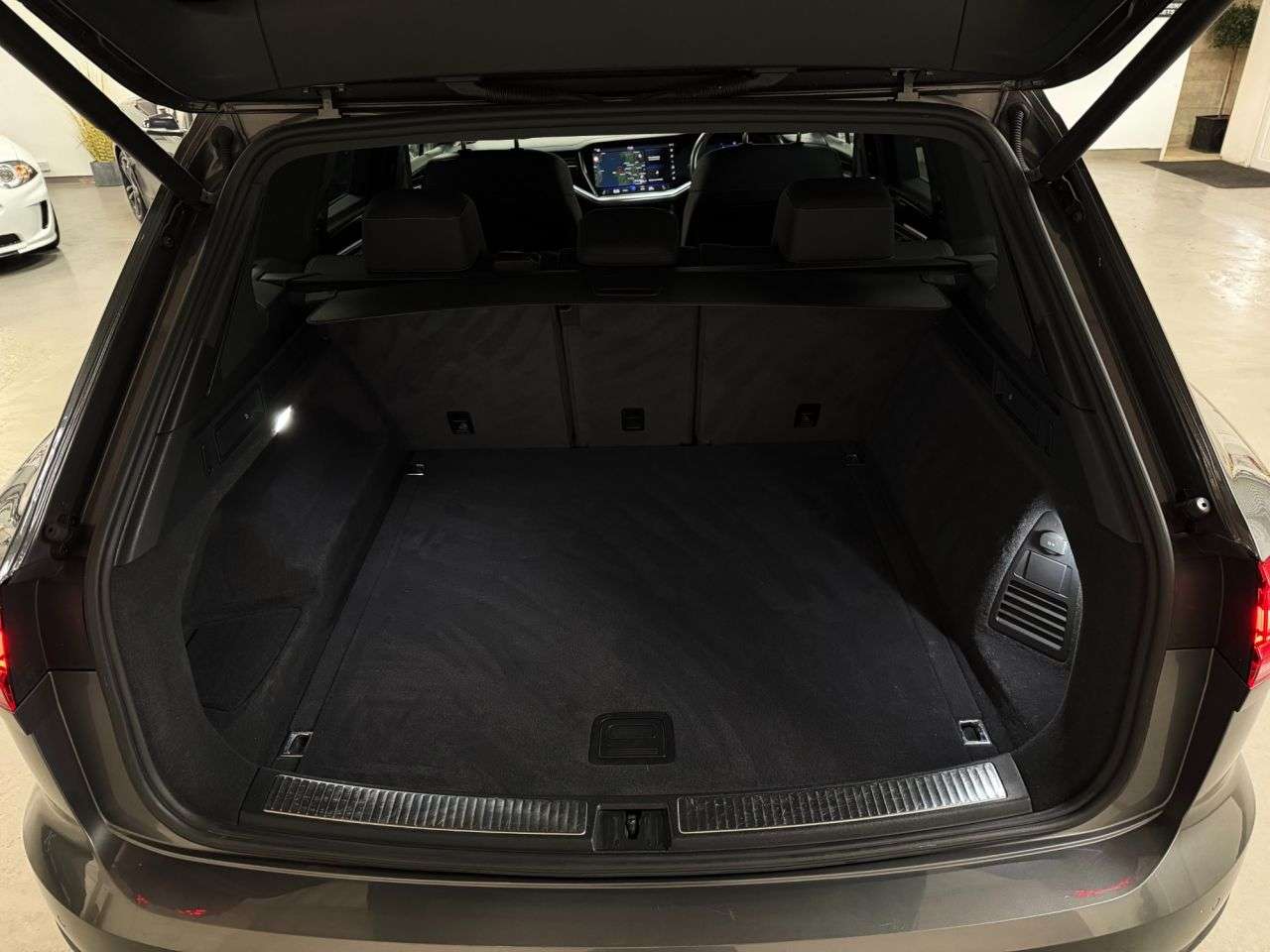 2020 VOLKSWAGEN TOUAREG 2020 VOLKSWAGEN TOUAREG