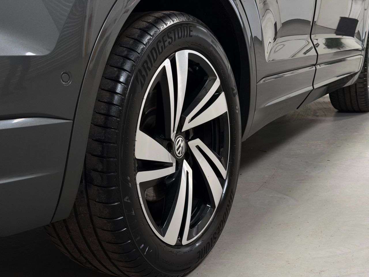 2020 VOLKSWAGEN TOUAREG 2020 VOLKSWAGEN TOUAREG