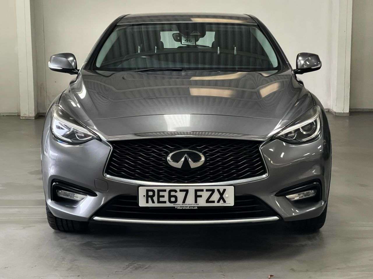 2017 INFINITI Q30 2017 INFINITI Q30