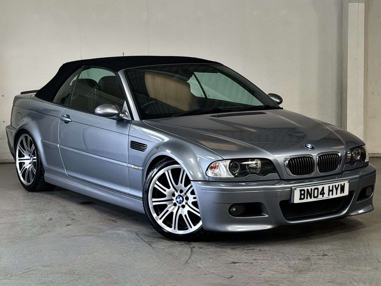 2004 BMW M3 2004 BMW M3