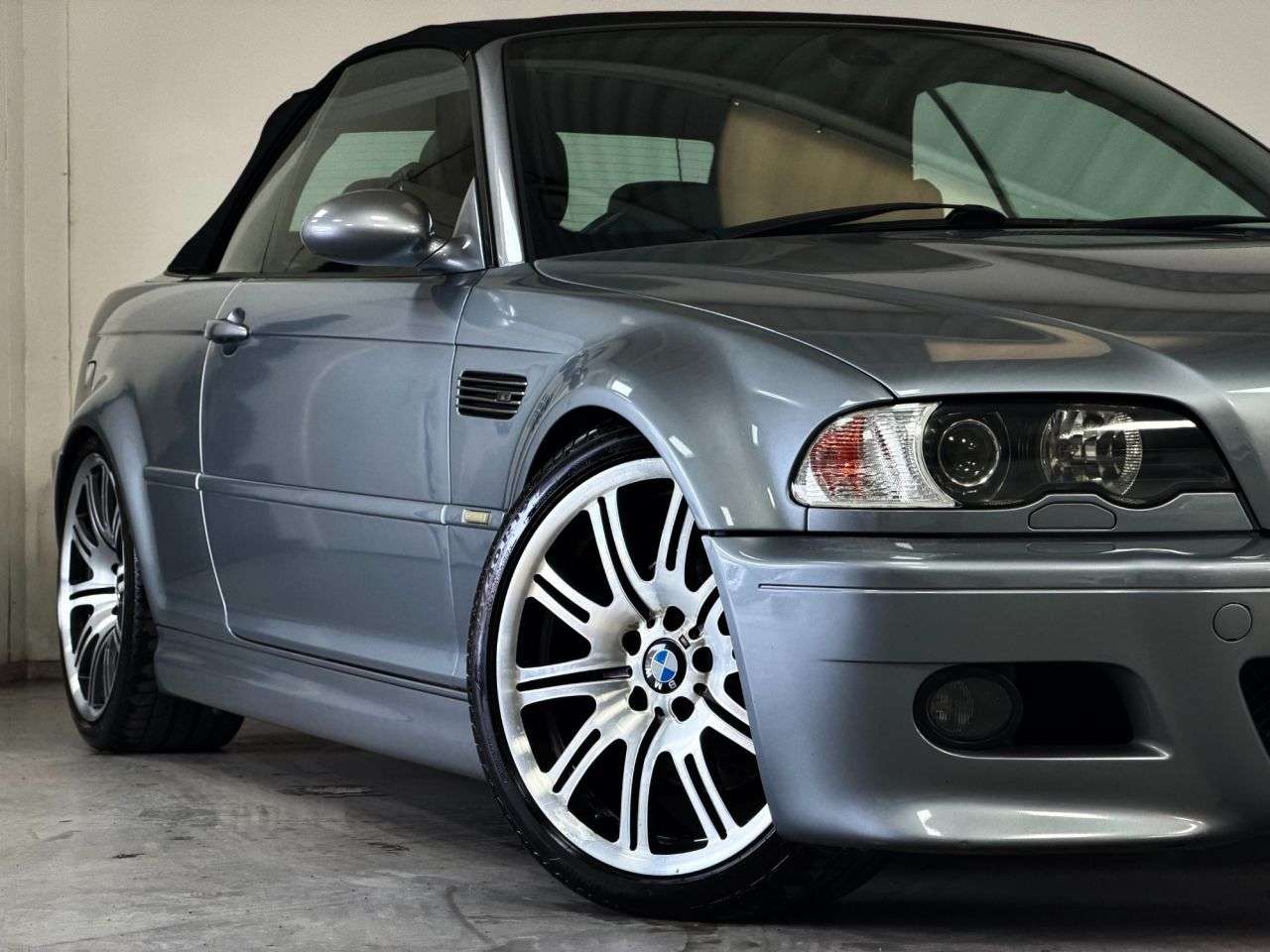 A 2004 BMW M3 3.2i Convertible 2dr Petrol Manual (292 g/km, 343 bhp) A 2004 BMW M3 3.2i Convertible 2dr Petrol Manual (292 g/km, 343 bhp)