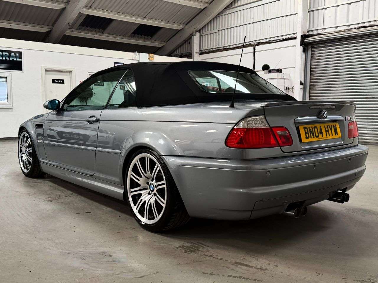 2004 BMW M3 2004 BMW M3