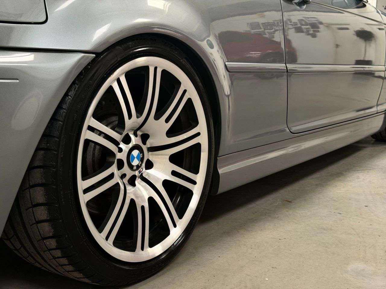 2004 BMW M3 2004 BMW M3