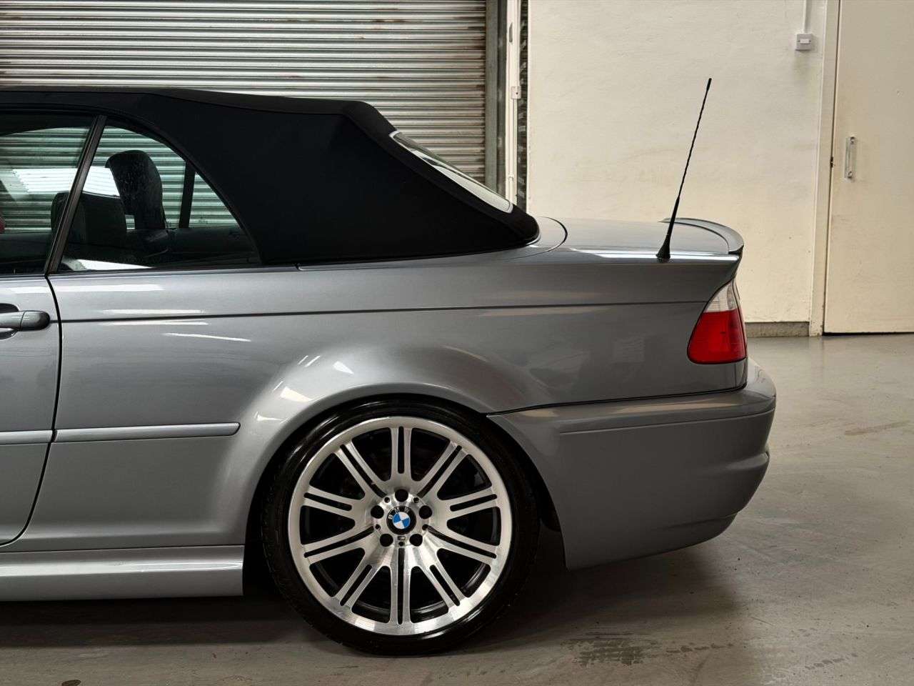 A 2004 BMW M3 3.2i Convertible 2dr Petrol Manual (292 g/km, 343 bhp) A 2004 BMW M3 3.2i Convertible 2dr Petrol Manual (292 g/km, 343 bhp)