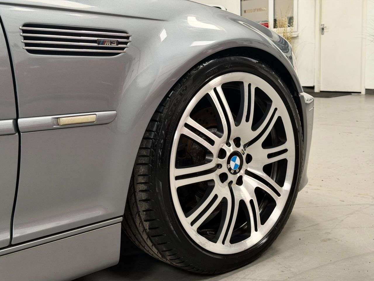 2004 BMW M3 2004 BMW M3