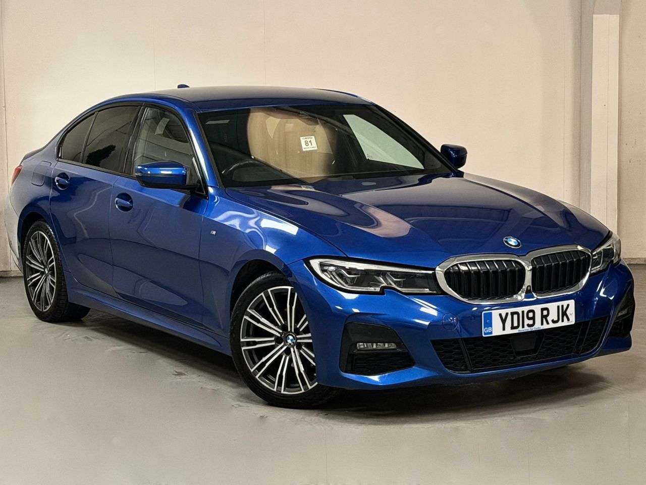 A 2019 BMW 3 SERIES 2.0 320d M Sport Saloon 4dr Diesel Auto xDrive Euro 6 (s/s) (190 ps) A 2019 BMW 3 SERIES 2.0 320d M Sport Saloon 4dr Diesel Auto xDrive Euro 6 (s/s) (190 ps)