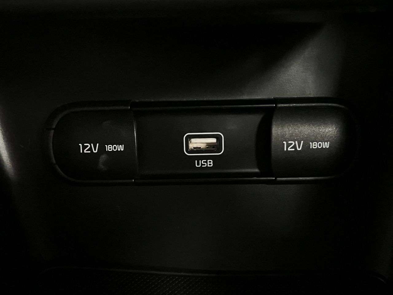 2021 KIA SPORTAGE 2021 KIA SPORTAGE