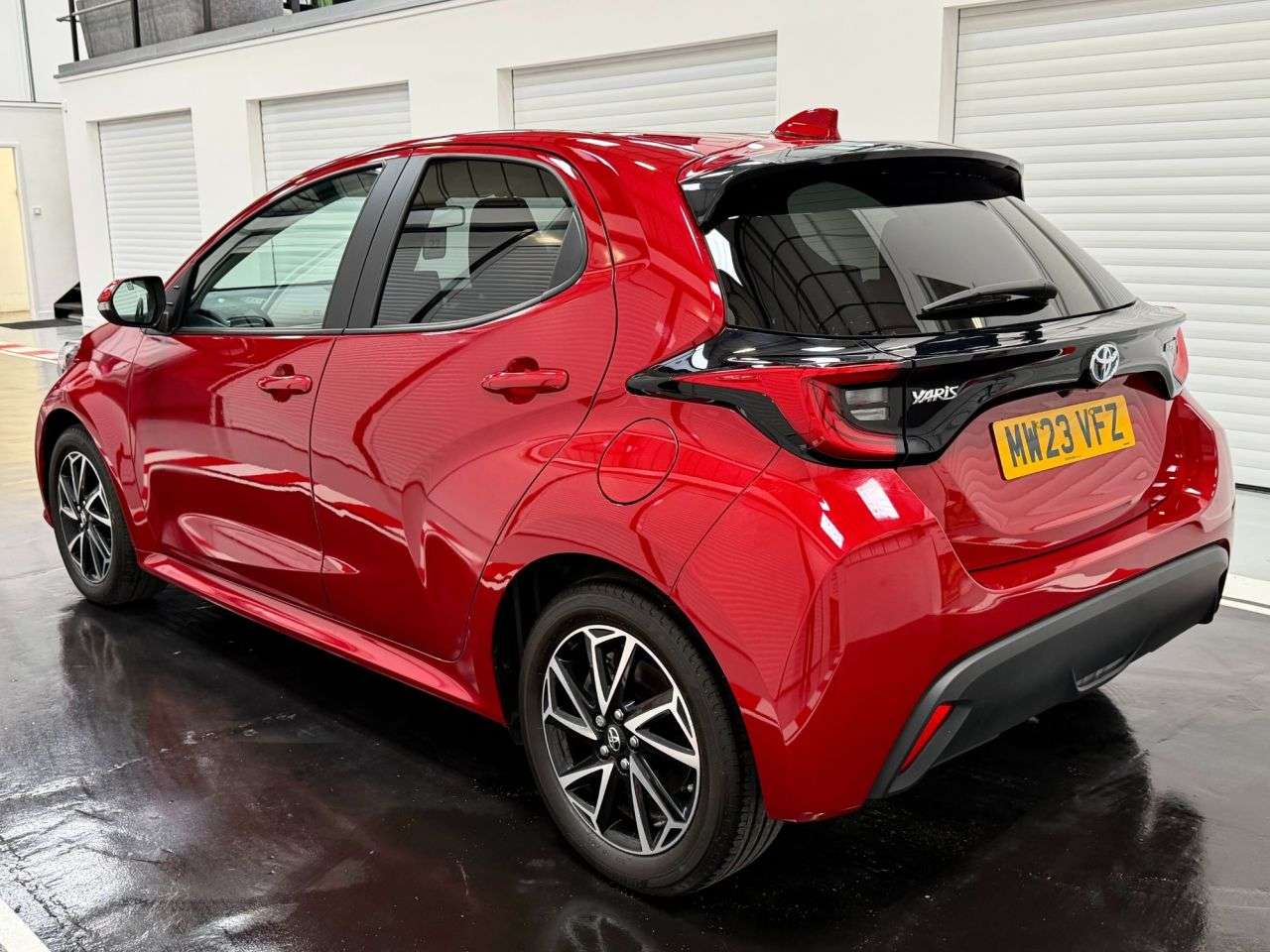A 2023 TOYOTA YARIS 1.5 VVT-h Design Hatchback 5dr Petrol Hybrid E-CVT Euro 6 (s/s) (116 ps) A 2023 TOYOTA YARIS 1.5 VVT-h Design Hatchback 5dr Petrol Hybrid E-CVT Euro 6 (s/s) (116 ps)