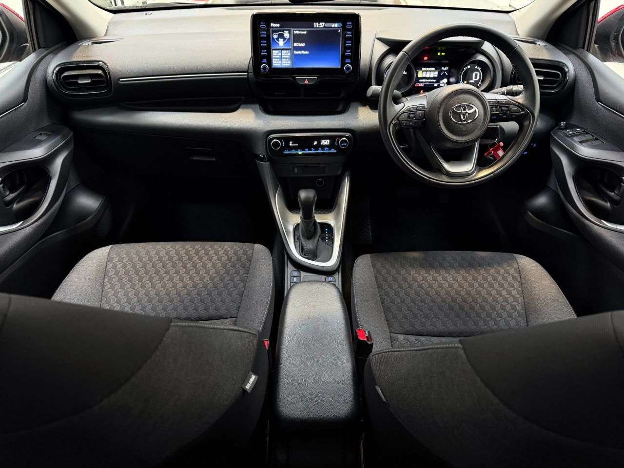 2023 TOYOTA YARIS 2023 TOYOTA YARIS