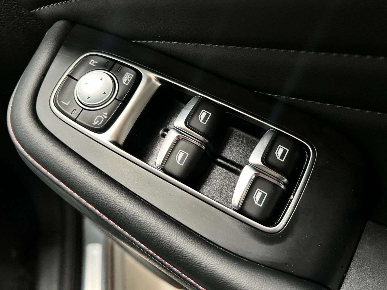 2024 MG MG HS 2024 MG MG HS