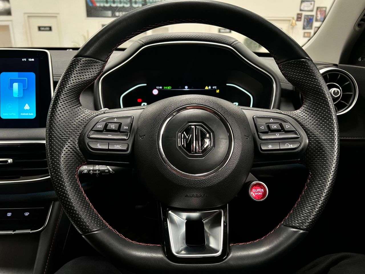 2024 MG MG HS 2024 MG MG HS