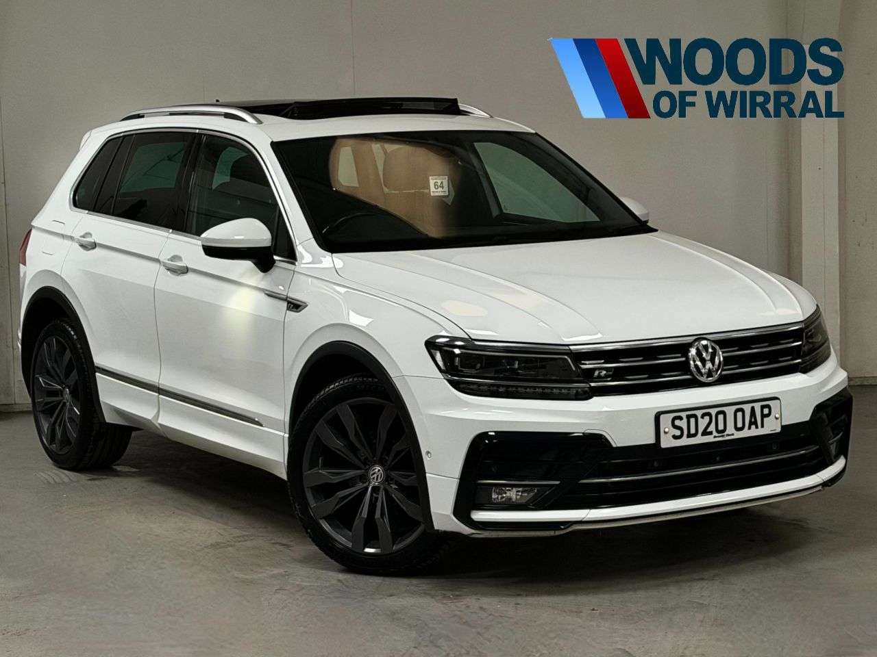 A 2020 VOLKSWAGEN TIGUAN 2.0 TDI R-Line Tech SUV 5dr Diesel DSG Euro 6 (s/s) (150 ps) A 2020 VOLKSWAGEN TIGUAN 2.0 TDI R-Line Tech SUV 5dr Diesel DSG Euro 6 (s/s) (150 ps)