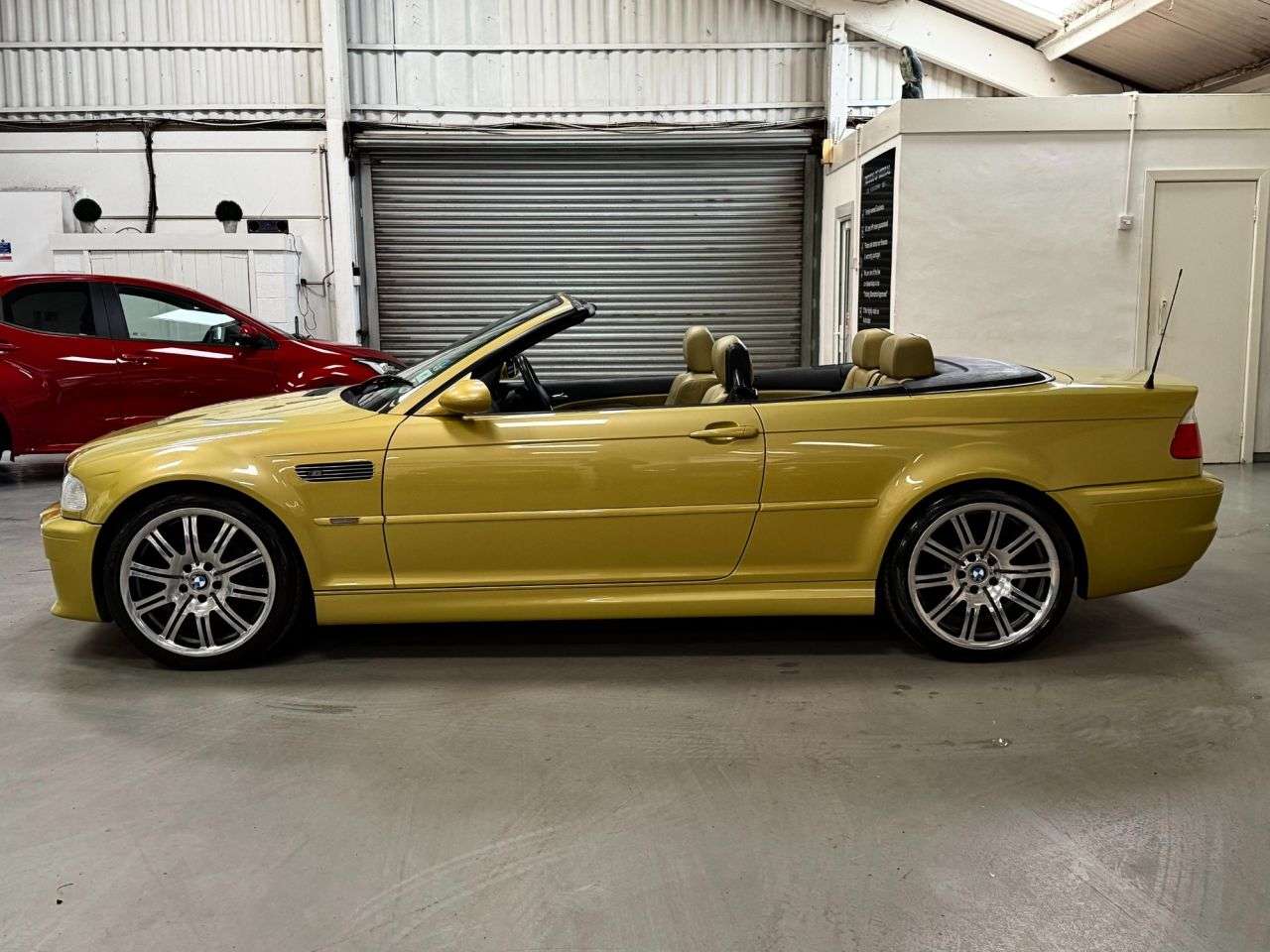 2003 BMW M3 2003 BMW M3