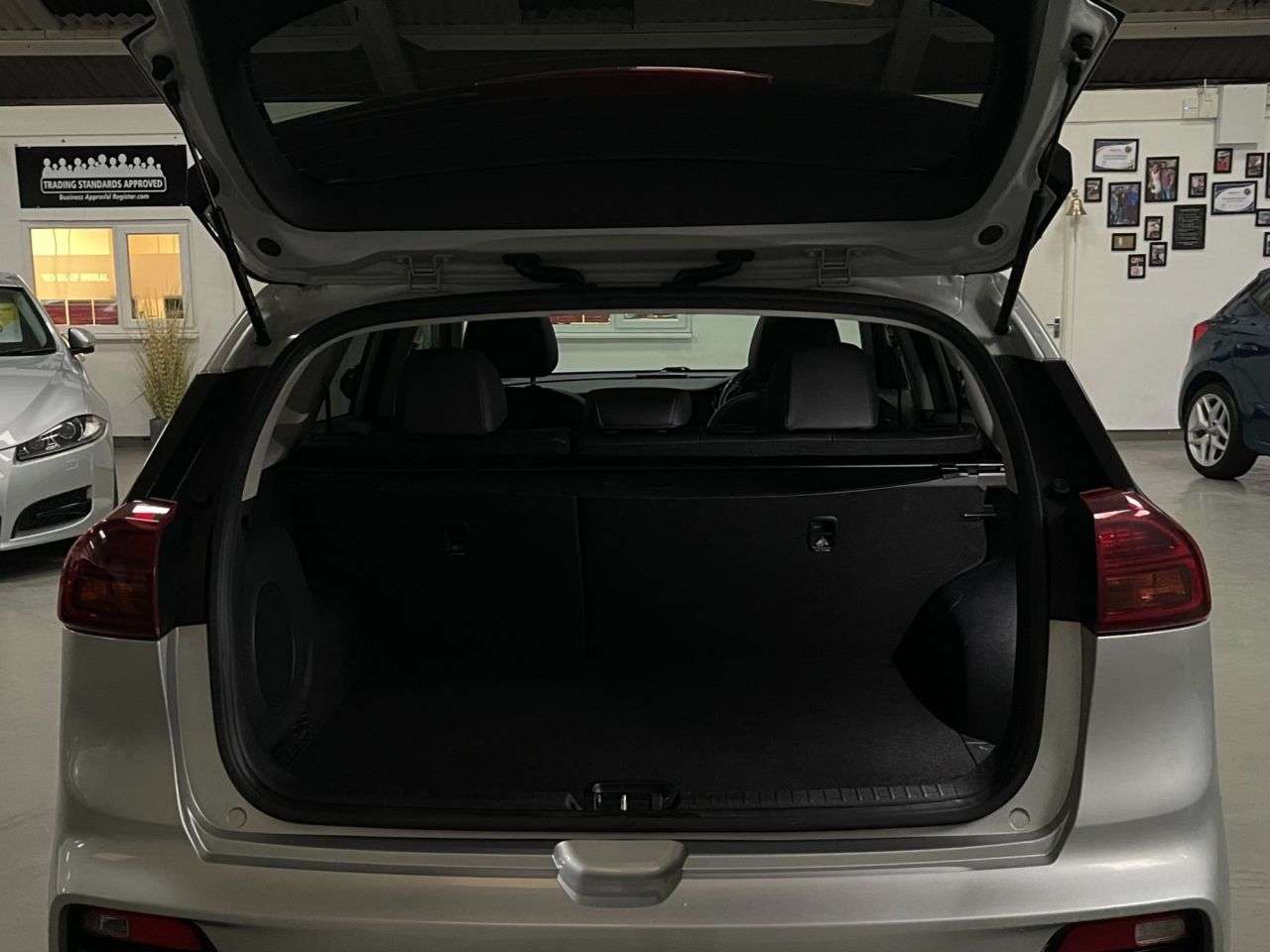 2021 KIA NIRO 2021 KIA NIRO